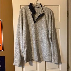 Southern proper pullover